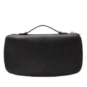 Louis Vuitton Taiga Zippy Long Wallet